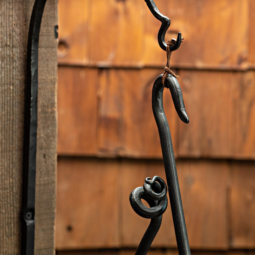 Garrett Wade Come-and-Get-It'' Prairie Dinner Bell Garden 46JHVR153