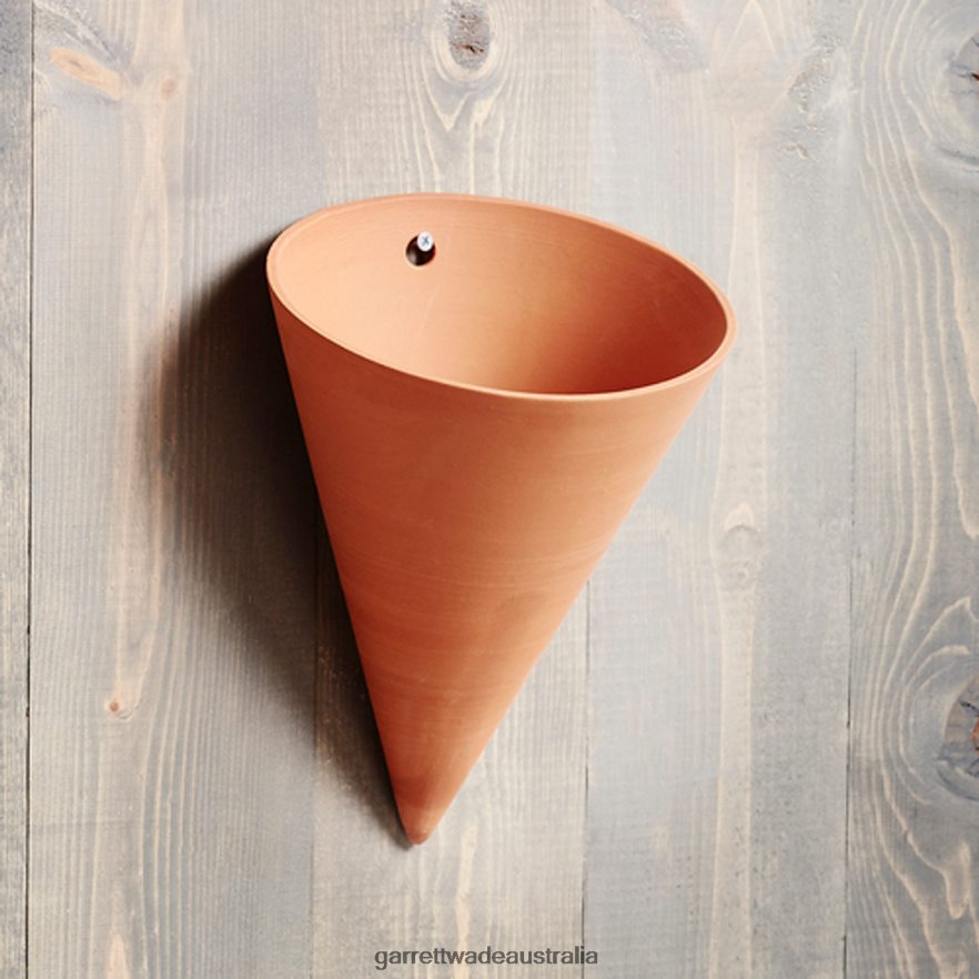 Garrett Wade Cone-Shaped Terracotta Wall Pot Garden 46JHVR170