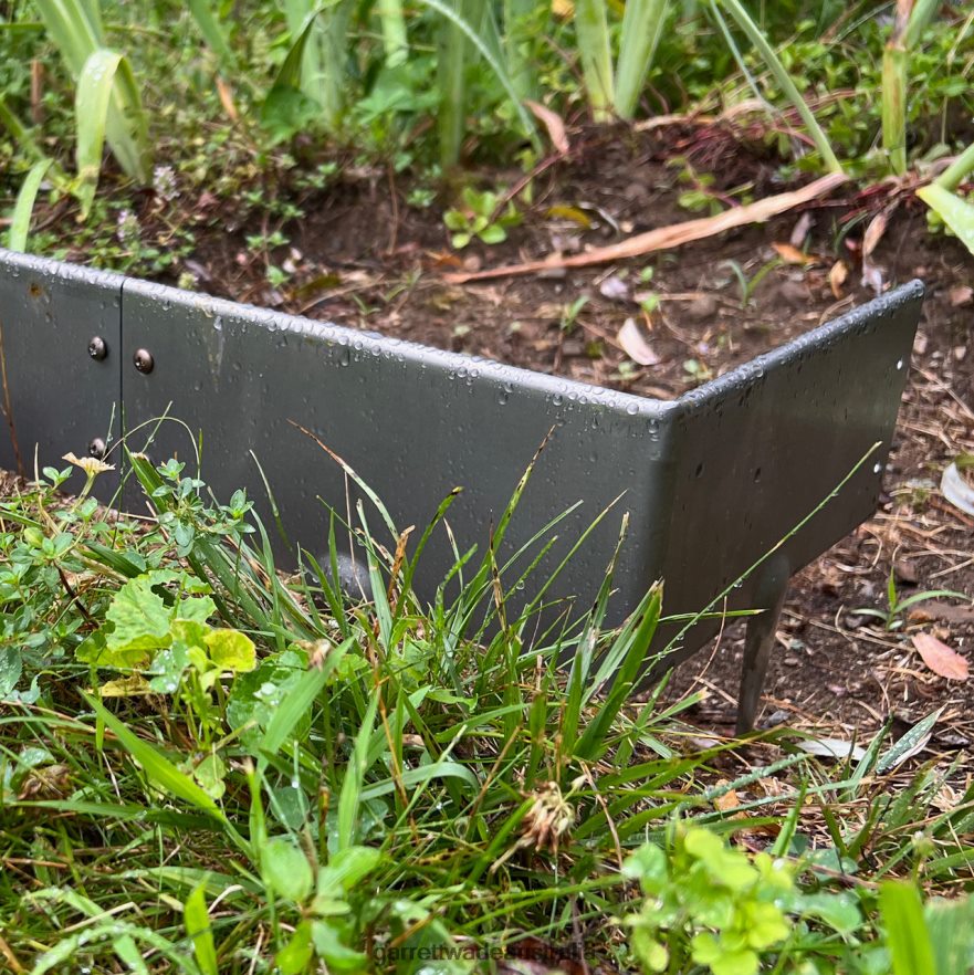 Garrett Wade Cor-Ten Steel Lawn Corners Garden 46JHVR187