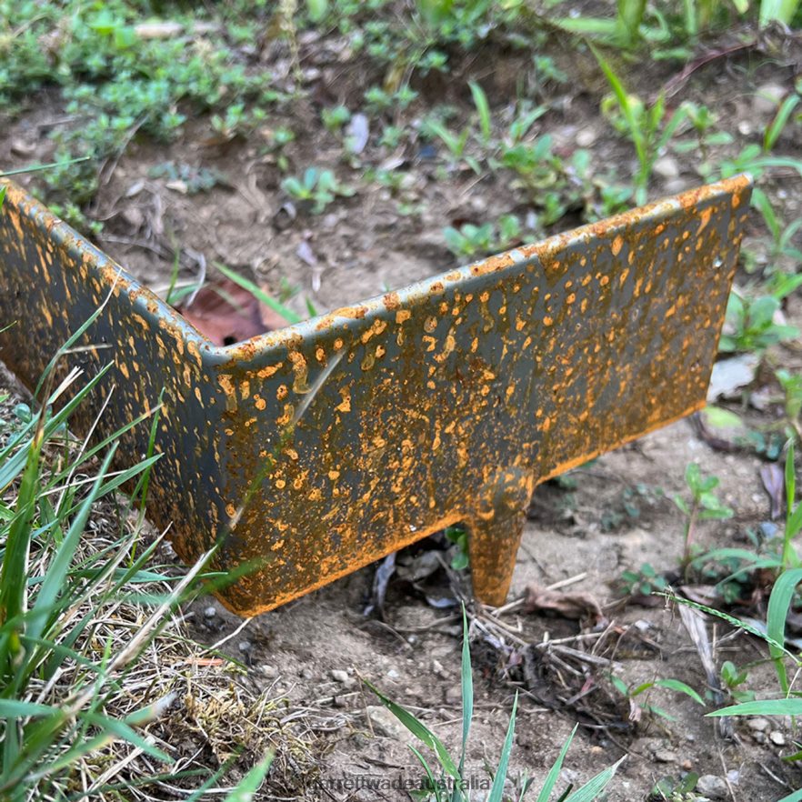 Garrett Wade Cor-Ten Steel Lawn Corners Garden 46JHVR187