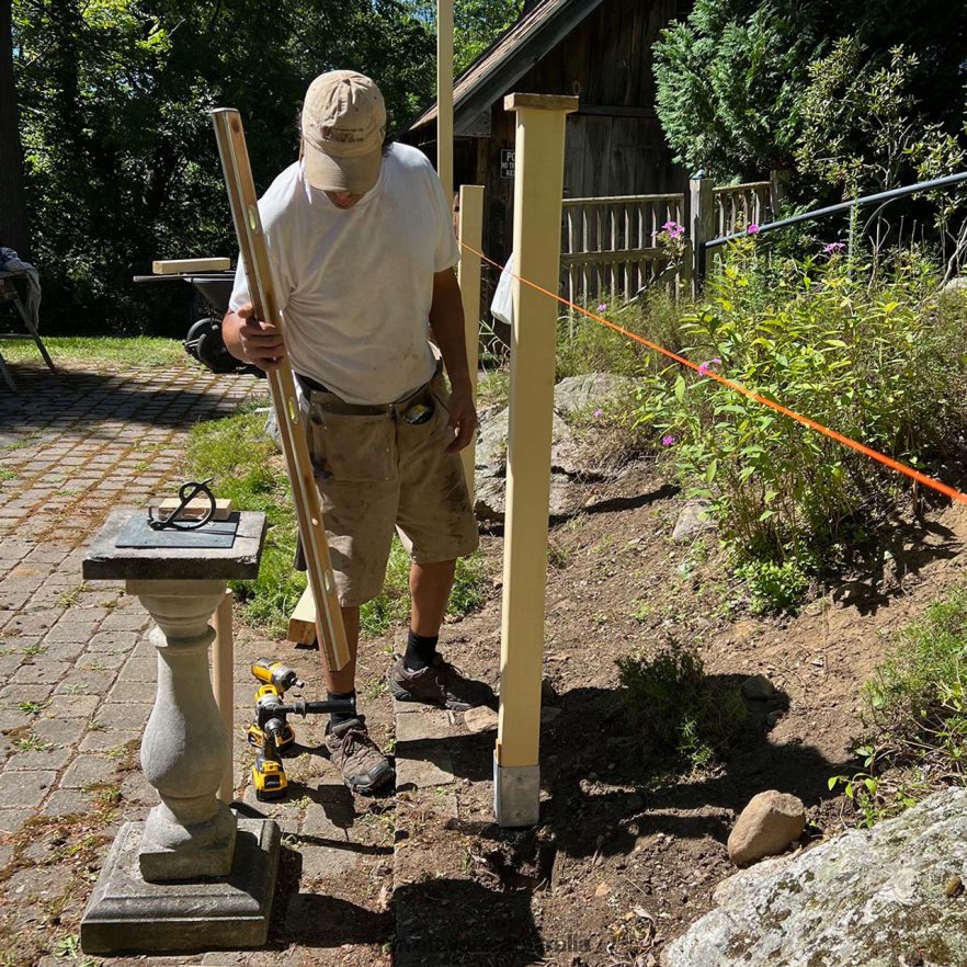Garrett Wade Fence Post Anchor Garden 46JHVR189
