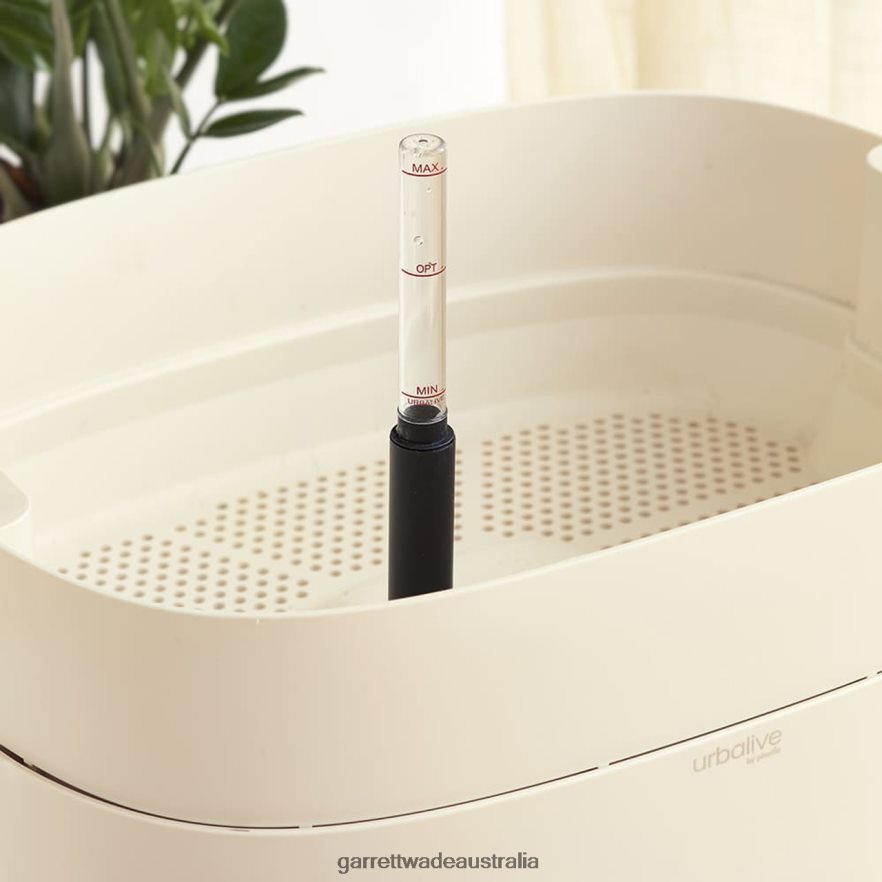 Garrett Wade Free Standing Self-Watering Planter Garden 46JHVR123