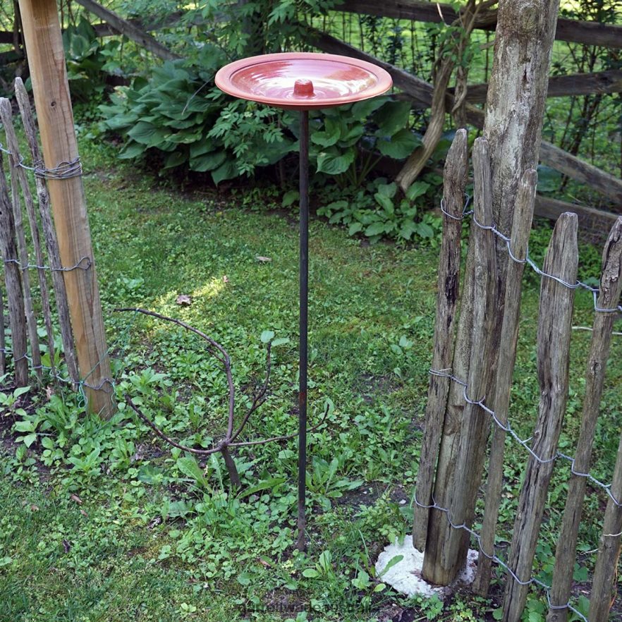 Garrett Wade Terracotta Birdbath On Metal Pole Garden 46JHVR184