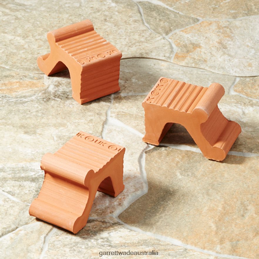 Garrett Wade Traditional Terracotta Pot Feet Garden 46JHVR188