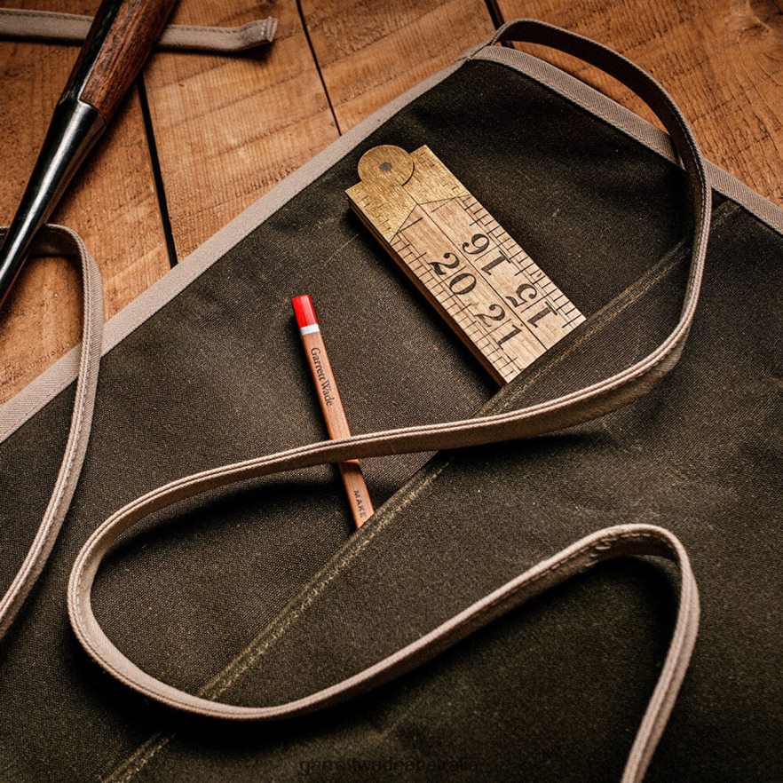 Garrett Wade USA Made Rugged & Versatile Waxed Cotton Apron - Olive Garden 46JHVR182