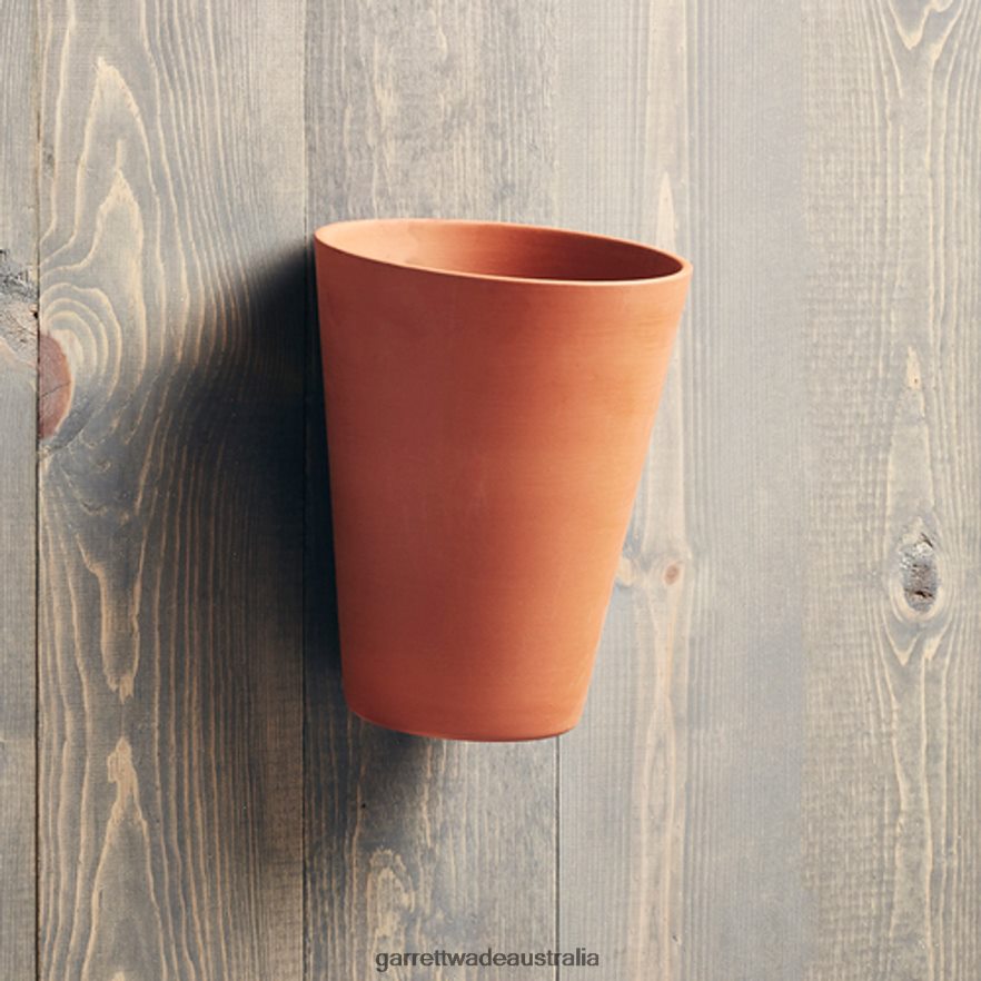 Garrett Wade Flat-Bottomed Terracotta Wall Pot Garden 46JHVR261