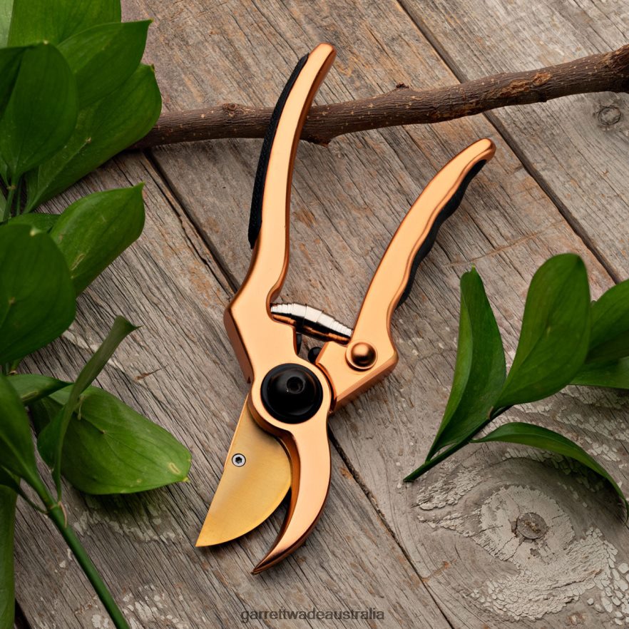 Garrett Wade Ultra-Sharp Rose Gold Pruner with Grip Garden 46JHVR65