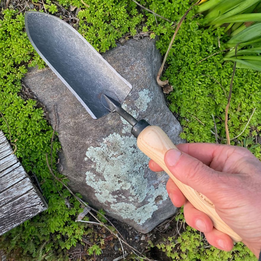 Garrett Wade Garden Transplant Trowel Garden 46JHVR110
