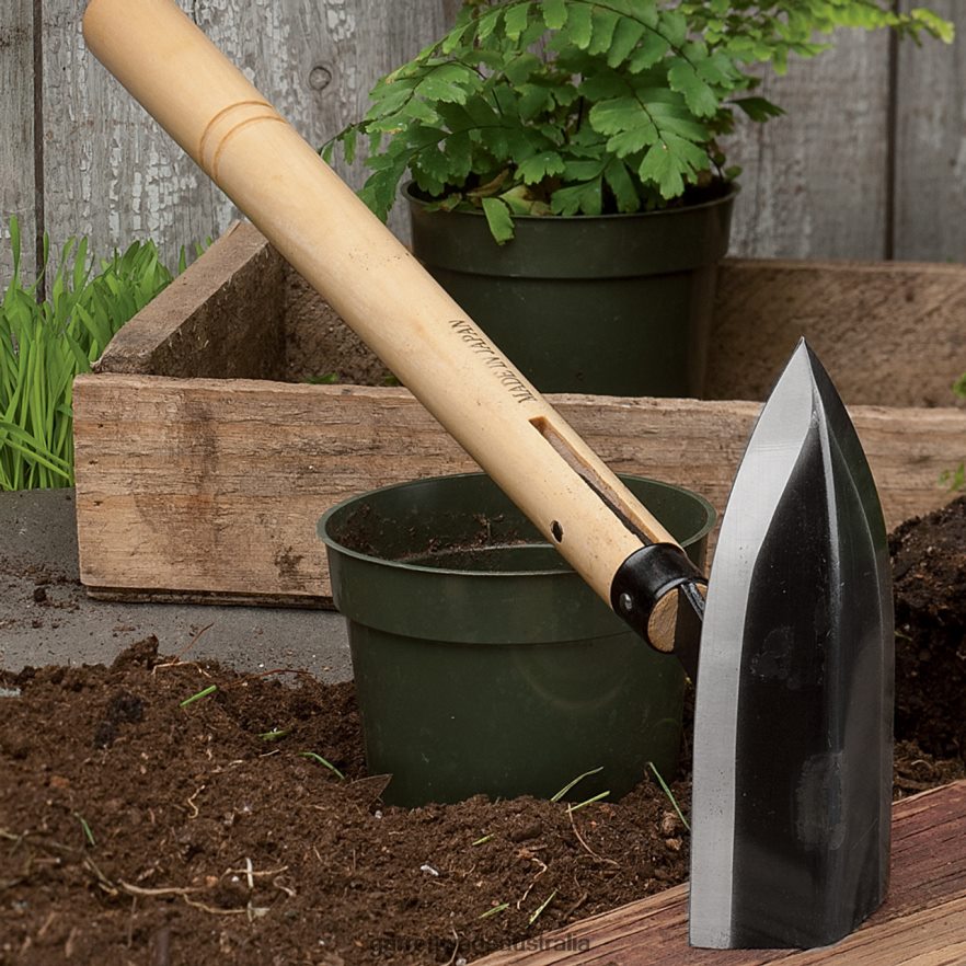 Garrett Wade Japanese Made Triangular Hoe Garden 46JHVR107