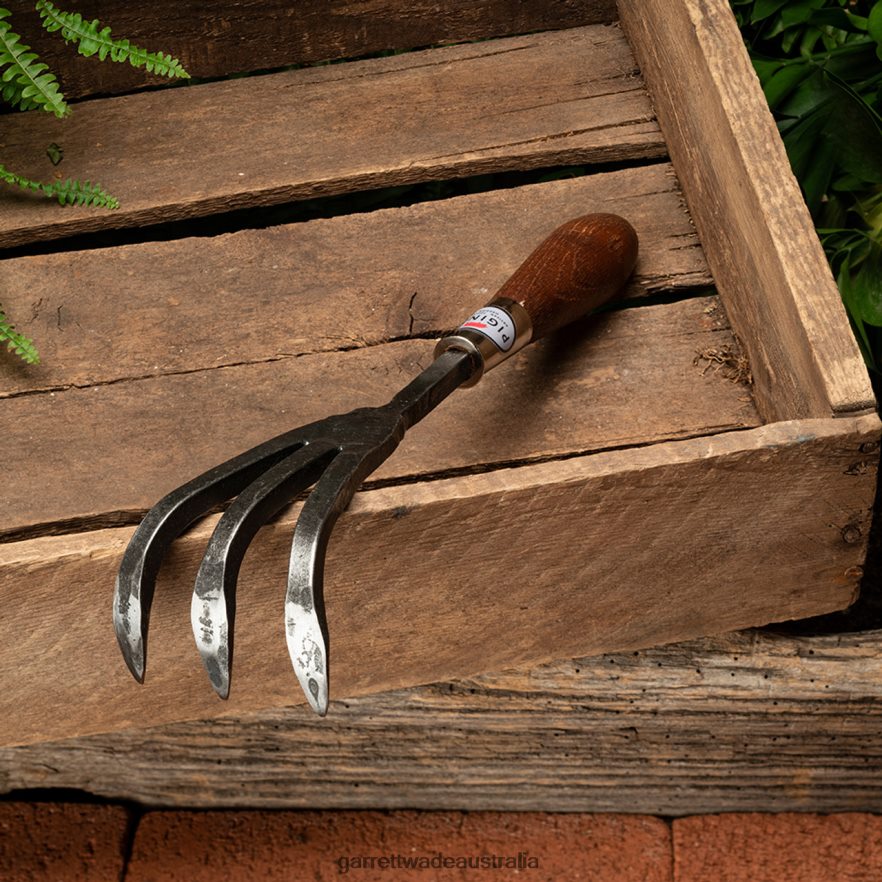 Garrett Wade Red Pig Cultivator Garden 46JHVR96