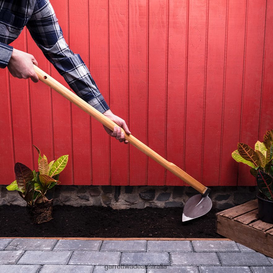 Garrett Wade Wide Heart-Shaped Hoe Garden 46JHVR117