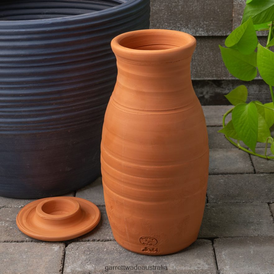 Garrett Wade Traditional Vase Terracotta Garden Hydrator Garden 46JHVR245