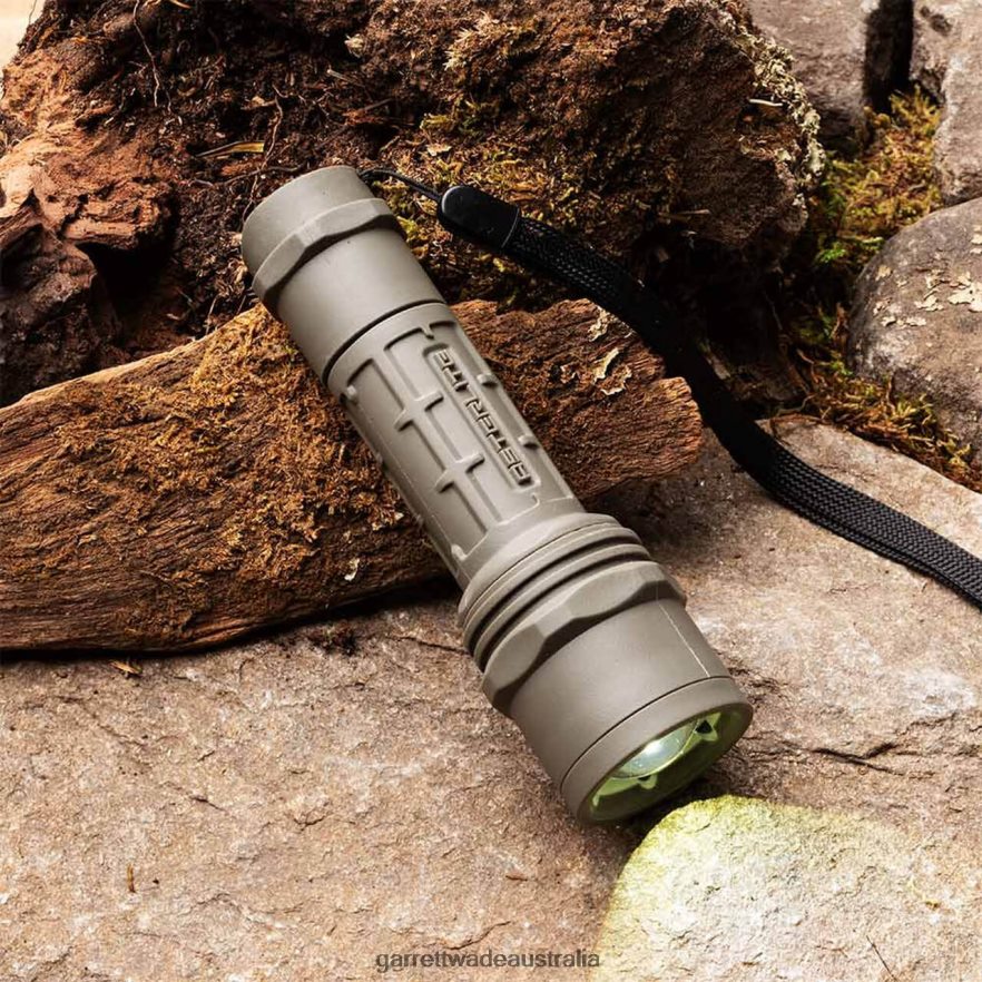 Garrett Wade Explorer's Rugged Field Flashlight Outdoor 46JHVR326