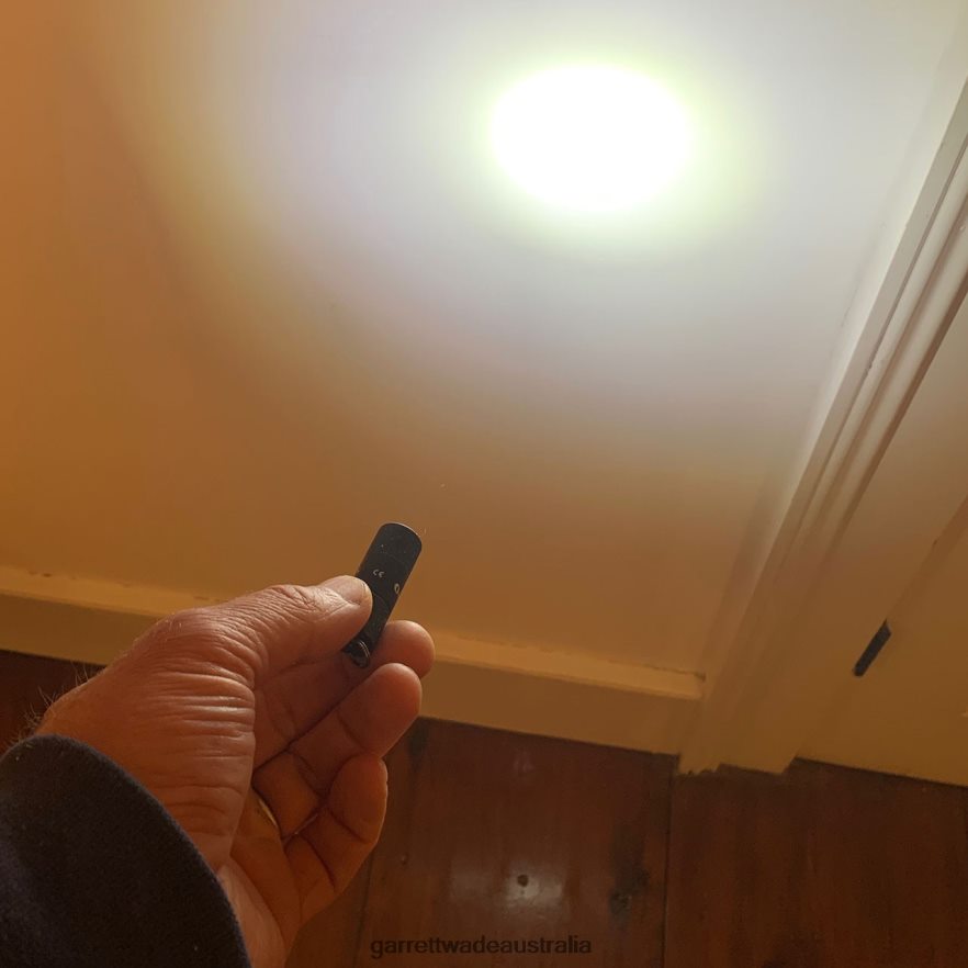 Garrett Wade Tiny Mighty Key-Chain Hi-Tech Flashlight Outdoor 46JHVR324