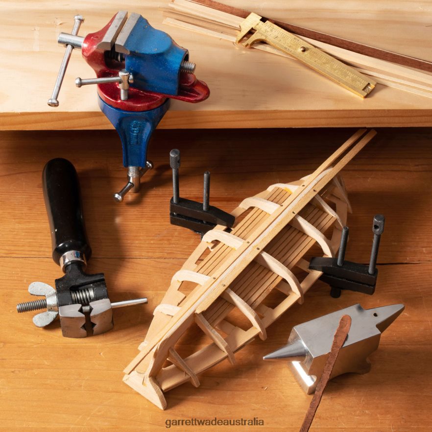 Garrett Wade 26 Piece Crafts Kit Workshop 46JHVR574